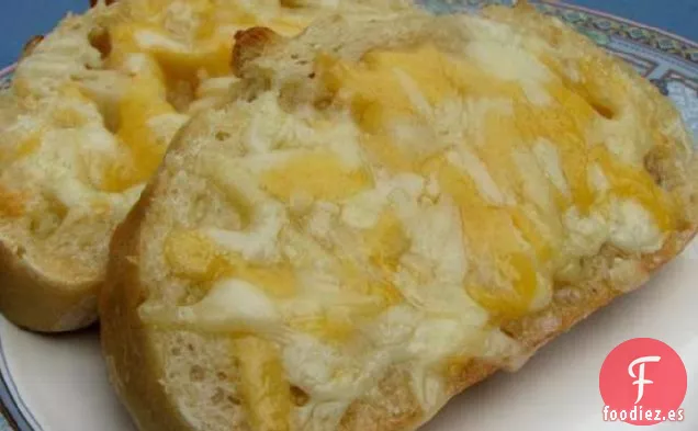 Pan de Queso de Ajo Rápido y Fácil