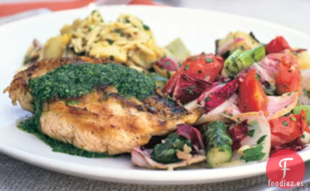 Pollo Bajo un Ladrillo con Hierbas Frescas y Salsa de Ajo