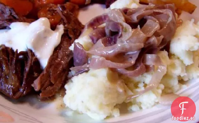 Puré de Patatas Con Ajo Asado y Hierbas Aromáticas
