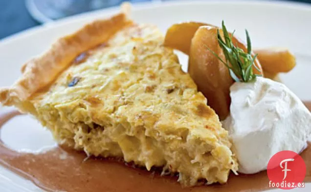 Pastel de Cangrejo Dungeness con Manzanas Estofadas y Crema de Limón Meyer Fraîche