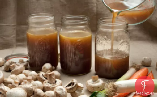 Caldo de Champiñones Fácil