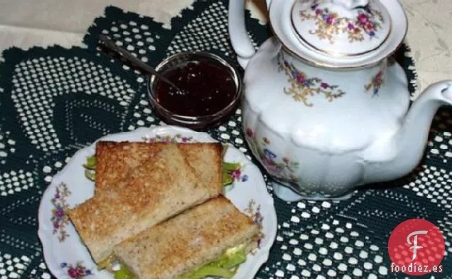 Sándwiches de Queso Brie y Puerro