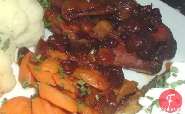Chuletas De Cerdo Con Arándanos (Olla De Barro)