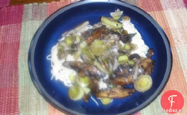Pasta de Pelo de Ángel Con Portabellas, Puerros y Vinagre Balsámico