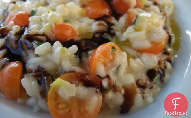 Risotto Con Mozzarella Fresca, Tomates Uva y Albahaca
