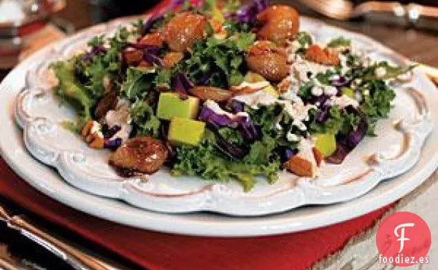 Ensalada de Repollo y Manzana con Cebollas Asadas
