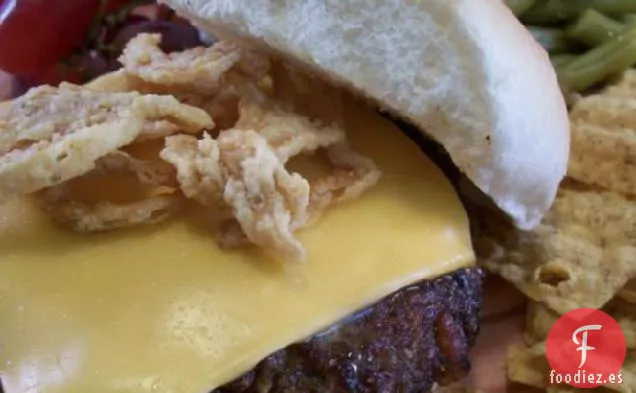 Hamburguesa Crujiente con Queso y Cebolla