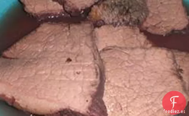 Carne de Res con Sabor a Vino Tinto
