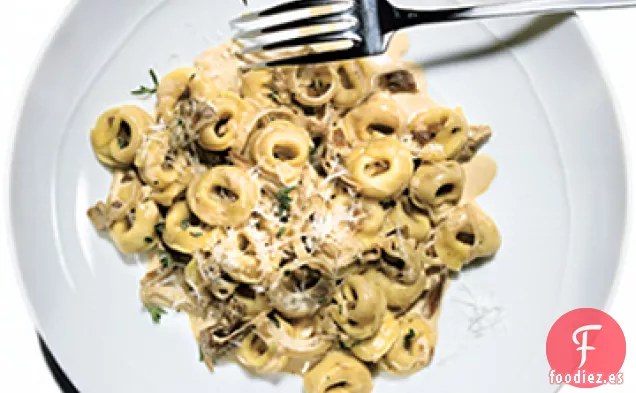 Tortellini con Salsa de Champiñones Porcini
