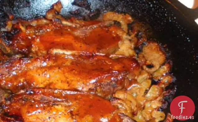 Costillas de Cerdo al Estilo Rústico Estofadas con Cerveza y Barbacoa