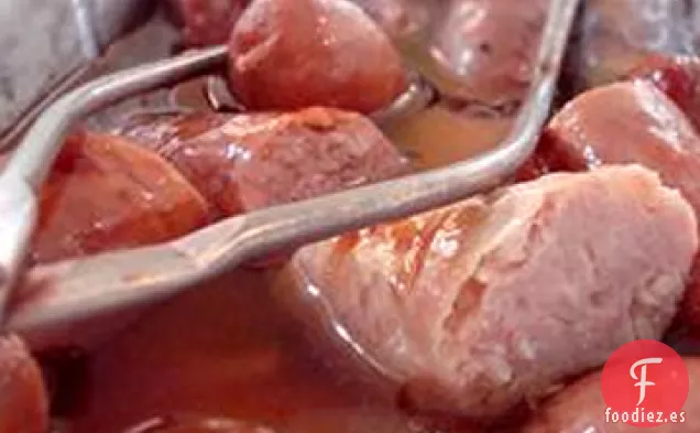 Salchichas de Cerdo con Salsa de Cebolla Caramelizada