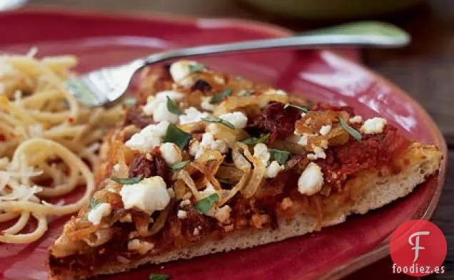 Pizza de Cebolla Caramelizada y Queso de Cabra