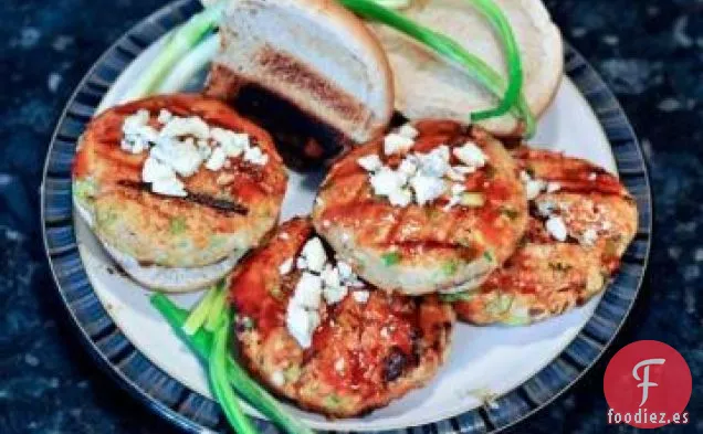 Hamburguesas de Pollo con Queso Azul de Búfalo