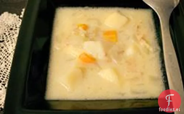 Abundante Sopa de Patata, Tocino y Cebolla