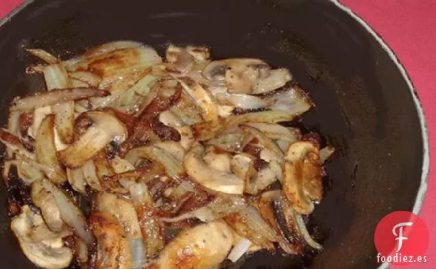 Champiñones y Cebollas para Carne