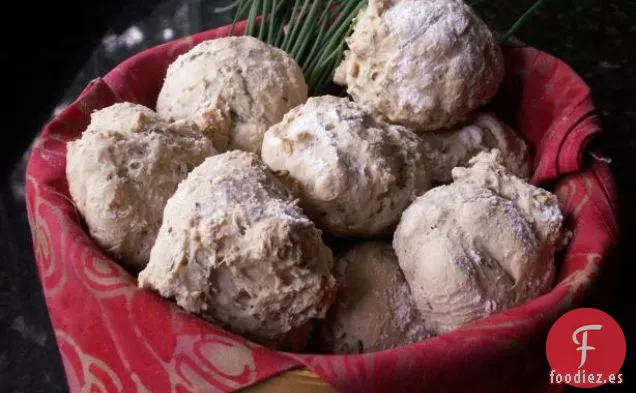 Pan Rápido de Cebolla y Suero de Mantequilla