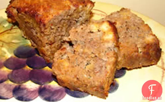 Pastel de Carne con Cebollas Fritas y Condimento Ranch