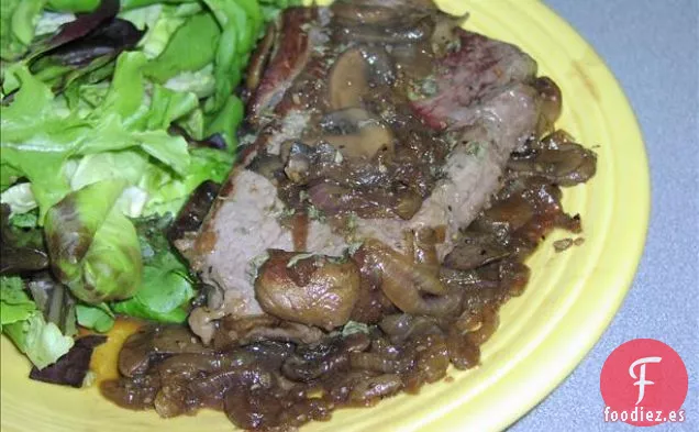 Pollo con Salsa de Tomate y Tocino (Pollo Allá Campagna)