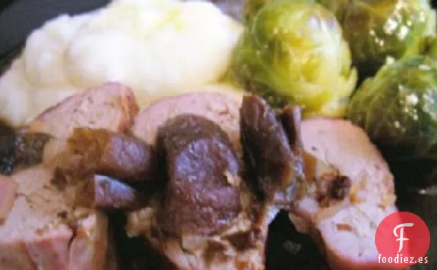 Asado de Cerdo Relleno de Ciruelas Pasas