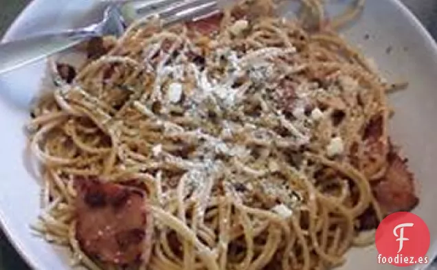 Linguine de Nuez y Jamón Asado