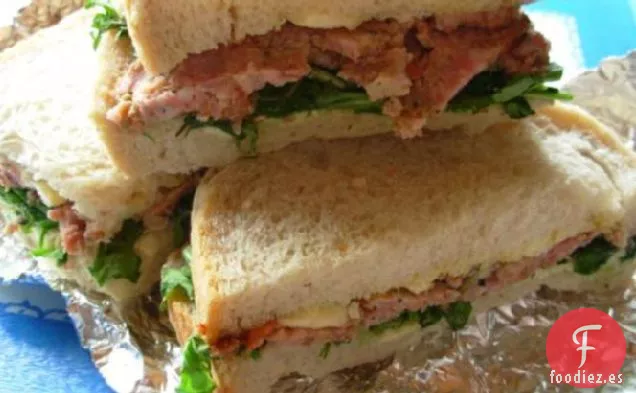 Pan de Picnic de Salchichas Saladas