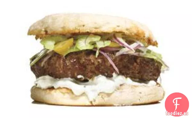 Hamburguesas Con Apio, Aceitunas Y Queso Azul