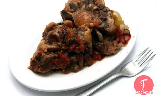 Rabos De Buey Estofados Con Tomates, Apio Y Alcaparras