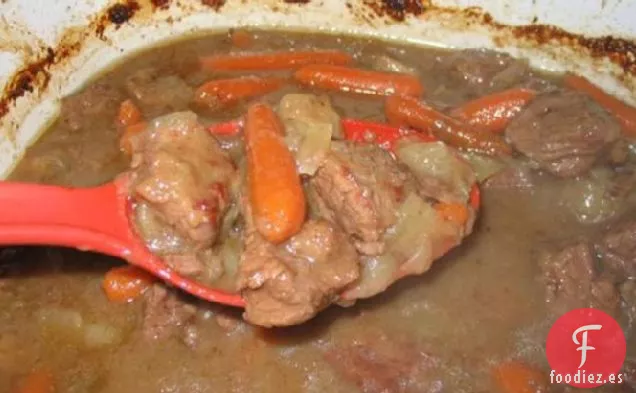 Carne de Res al Horno de Pobre Hombre en Salsa de Cerveza Al Estilo Belga