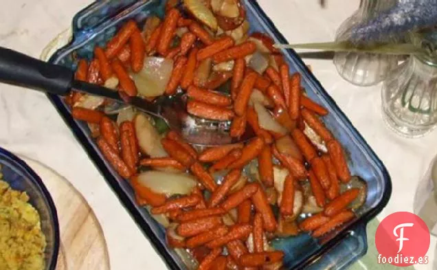 Zanahorias Dulces Asadas Con Cebolla y Manzanas