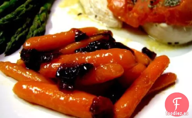 Zanahorias Glaseadas De Naranja Y Albaricoque Con Arándanos