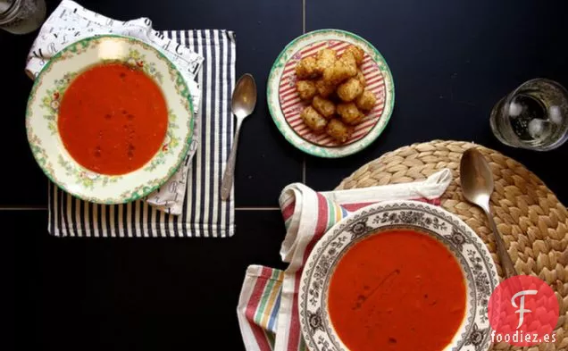 Sopa de Calabacín de Tomate