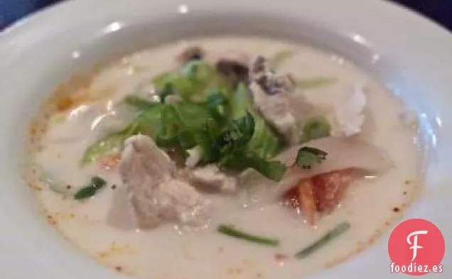 Sopa Tailandesa de Pollo y Coco (Tom Kha Kai)