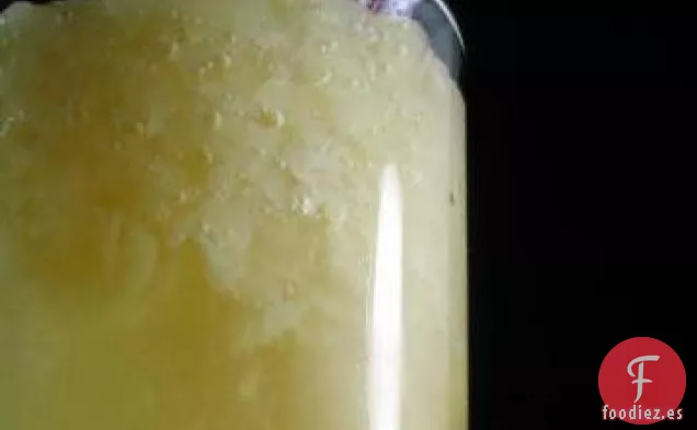 Flotadores de Cerveza de Piña y Jengibre