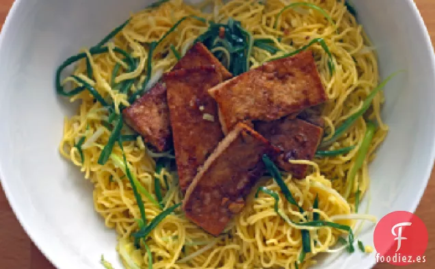 Fideos de Cebolleta con Jengibre de Momofuku con Tofu