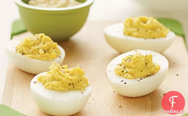Huevos Rellenos de Hummus