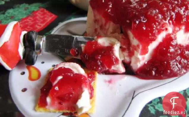 Salsa Navideña de Queso de Arándano Rojo