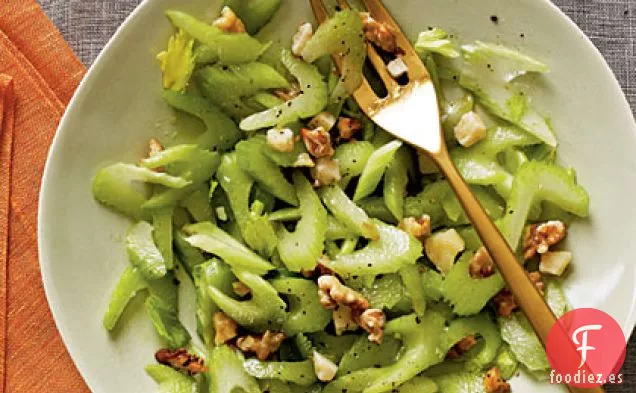 Ensalada de Apio, Nuez y Parmesano