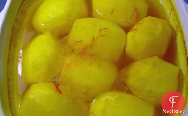 Patatas Cocidas en Caldo de Azafrán