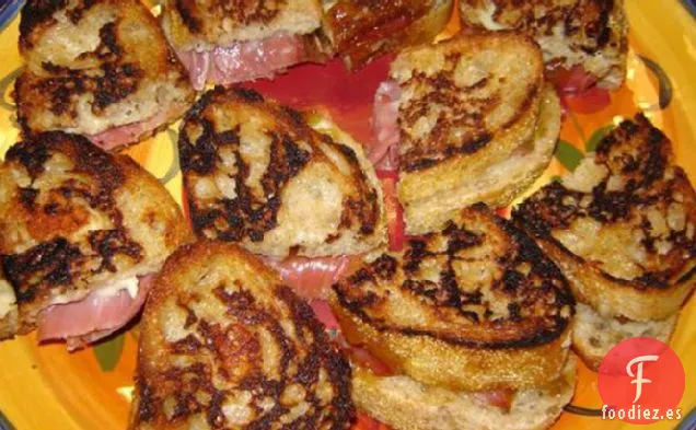 Sándwiches de Brie e Higos a la Parrilla Con Patatas Fritas de Camote