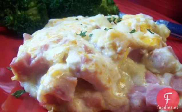 Jamón y Queso al horno en una corteza de Puré de Patata