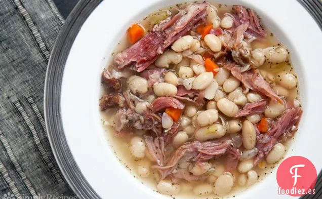Sopa De Frijoles Blancos Y Jamón