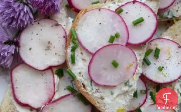 Salatsi de Turp (Ensalada de Rábano)