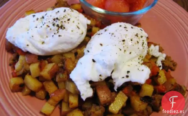 Hachís De Granja Con Huevos Escalfados