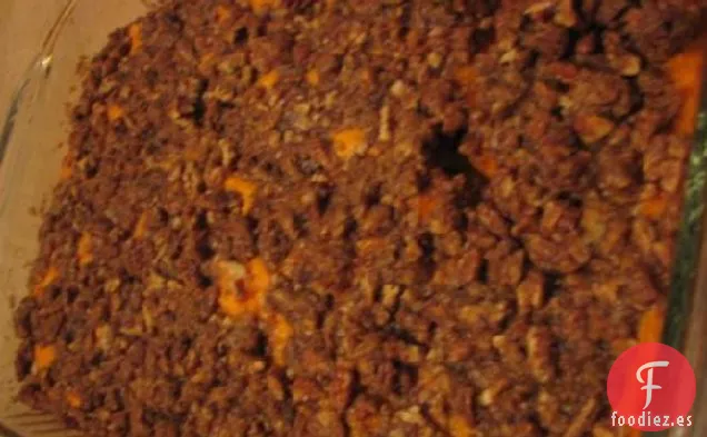 Horneado de Batata Aplastada de Arce Con Streusel de Pacanas con Especias