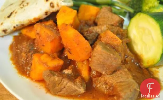 Carne Asiática Cocida A Fuego Lento Con Batata