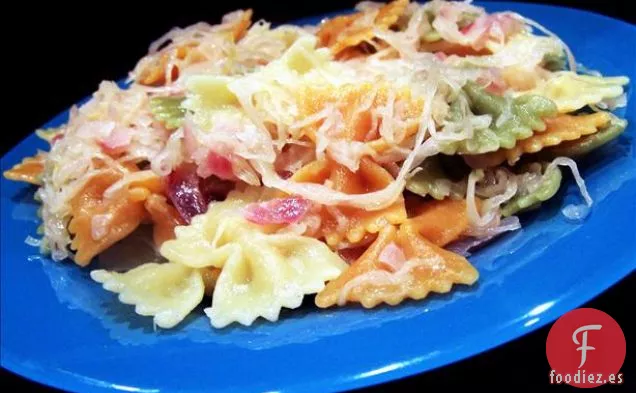 Fideos con Pajarita y Chucrut o Fideos Hluski :)