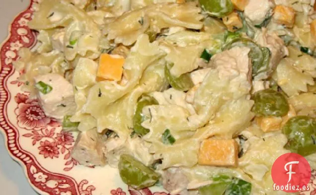 Ensalada de Pasta Con Pollo y Uvas