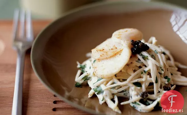 Remoulade de Raíz de Apio con Vieiras y Caviar