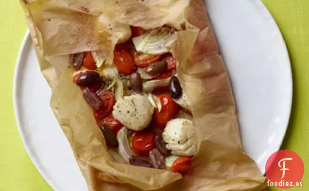 Vieiras en Pergamino con Hinojo, Tomates y Aceitunas