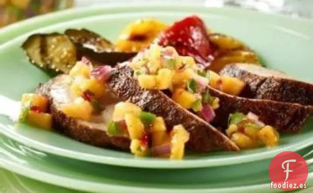 Carne de Cerdo con Salsa de Melocotón y Frijoles Negros